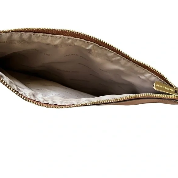 NWOT Michael Kors Leather Caramel/Tan Clutch/Wristlet - Picture 7 of 7